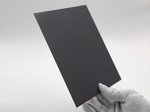 Kyocera_High_precision_silicon_nitride_discs_web.jpg